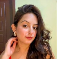 Priya - escort in Indore