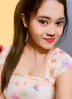 Priya - escort in Jaipur Photo 2 of 5