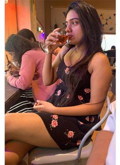 Priya - escort in Kolkata Photo 1 of 3