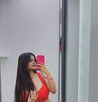 Priya - escort in Kolkata Photo 1 of 3