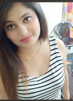 Priya - escort in Kolkata Photo 1 of 4
