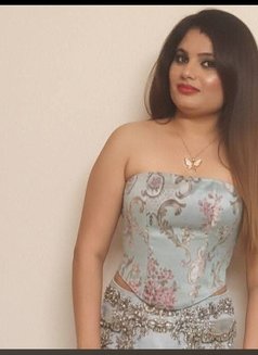 Priya - escort in Kolkata Photo 4 of 4
