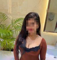 Priya the Curvy Queen - puta in Mumbai