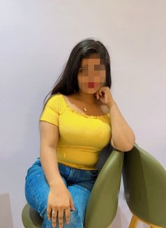 Priya the Curvy Queen - escort in Mumbai Photo 4 of 15