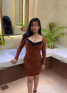 Priya the Curvy Queen - escort in Mumbai Photo 10 of 15