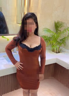 Priya the Curvy Queen - escort in Mumbai Photo 14 of 15