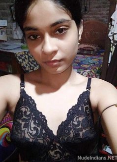 Priya - Masajista in Mumbai Photo 1 of 1