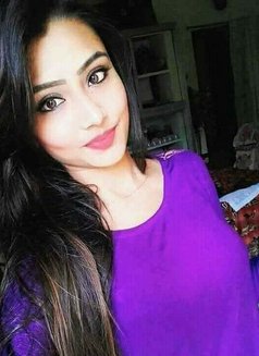 Priya - masseuse in Mumbai Photo 2 of 2