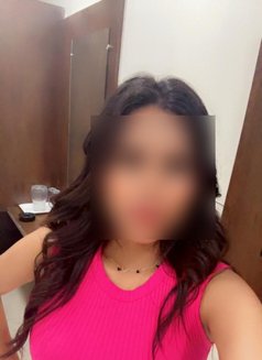 Priya - escort in Mumbai Photo 1 of 5
