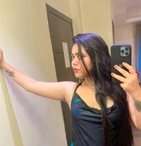 Priya - escort in Muscat
