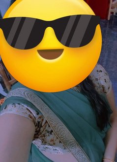 Priya Housewife - escort in Mysore Photo 1 of 3