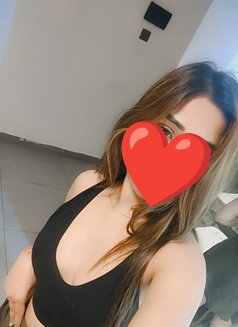 Muskan - escort in Noida Photo 3 of 4
