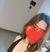 Muskan - adult performer in New Delhi