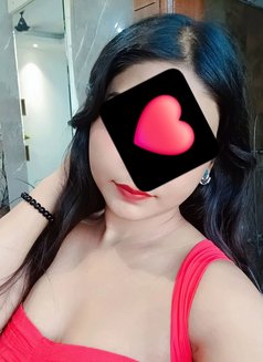 Priya - escort in Noida Photo 3 of 3