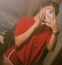 Priya - escort in New Delhi