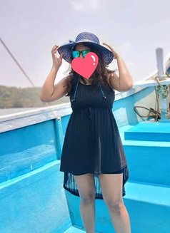 Priya - escort in New Delhi Photo 5 of 6