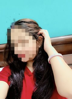 Priya - escort in Mumbai Photo 1 of 10