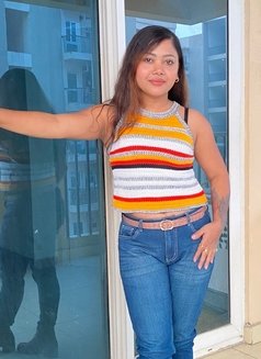 PRIYA - escort in Noida Photo 10 of 12