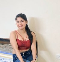 PRIYA - escort in Noida Photo 4 of 10