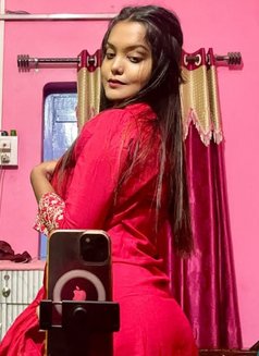 Priya - escort in Noida Photo 3 of 4