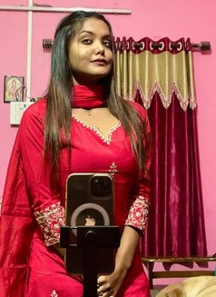 Priya - escort in Noida Photo 4 of 4