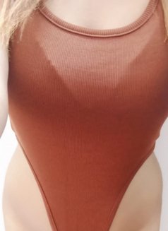 Priya - puta in Noida Photo 5 of 5