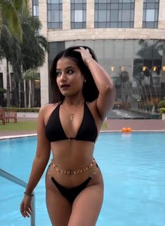 Priya - escort in Pune Photo 1 of 1