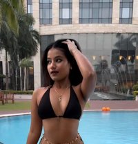 Priya - escort in Pune Photo 1 of 1