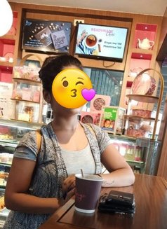 Priya - escort in Pune Photo 4 of 6