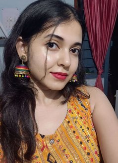 Priya - escort in Pune Photo 5 of 6
