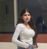 Priya - escort in Pune Photo 1 of 2