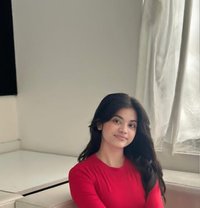 Priya - escort in Pune Photo 1 of 3