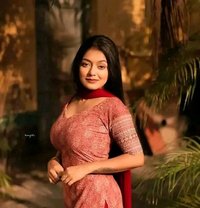 Priya - escort in Ras al-Khaimah Photo 1 of 2