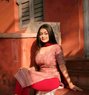 Priya - puta in Sharjah Photo 1 of 2