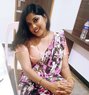 Priya - escort in Singapore Photo 3 of 8