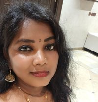 Priya - escort in Singapore