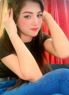Priya Indian escort - escort in Ajmān Photo 3 of 5