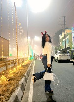 Priya - Transsexual escort in Kolkata Photo 4 of 5