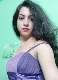 Priya - Acompañantes transexual in Kolkata Photo 1 of 5