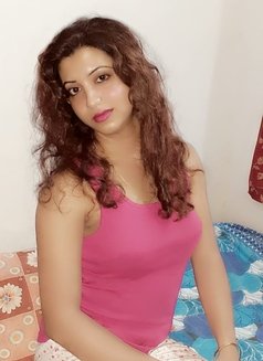 Priya - Acompañantes transexual in Kolkata Photo 2 of 5