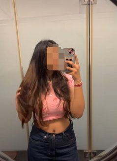 Priya Kumari - escort in Ahmedabad Photo 3 of 3