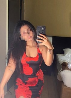 Priya live show & real meet available - escort in Kochi Photo 3 of 3