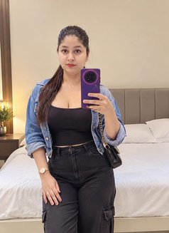 ꧁༒Priya🦋(meet & Cam)༒꧂ - puta in Bangalore Photo 1 of 3