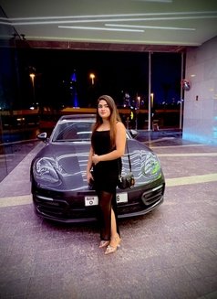 Priya New in Bur Dubai - puta in Dubai Photo 1 of 5