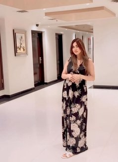 Priya New in Bur Dubai - escort in Dubai Photo 7 of 10