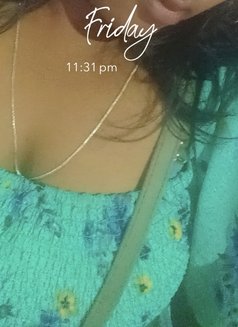 Priya No Advance No Cab Charges - puta in Hyderabad Photo 2 of 3