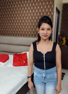 Priya Patel - escort in Ahmedabad Photo 3 of 3