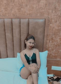Priya Patel - escort in Ahmedabad Photo 2 of 4