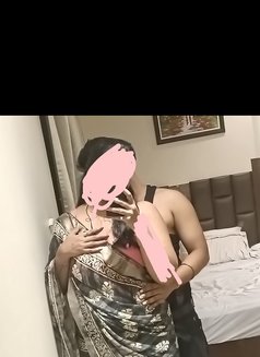Priya Patil and Nickshah Couples - escort in Mumbai Photo 5 of 5