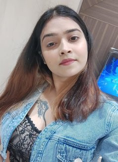 Priya Rani - Acompañantes masculino in Ahmedabad Photo 2 of 3